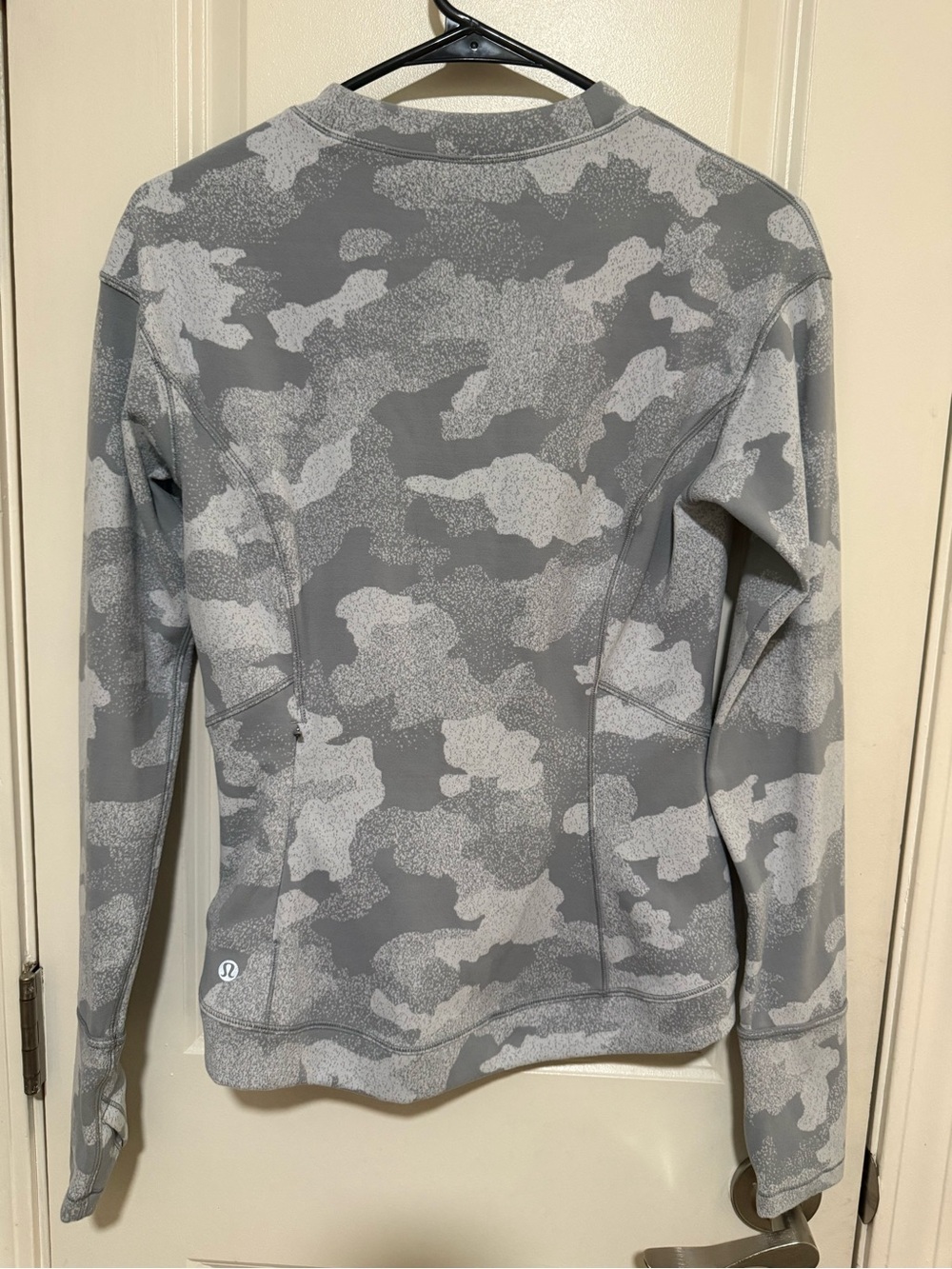Lululemon sweatshirt